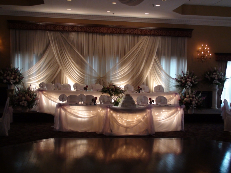 Wedding decor for head table